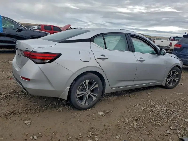 2022 NISSAN SENTRA SV  