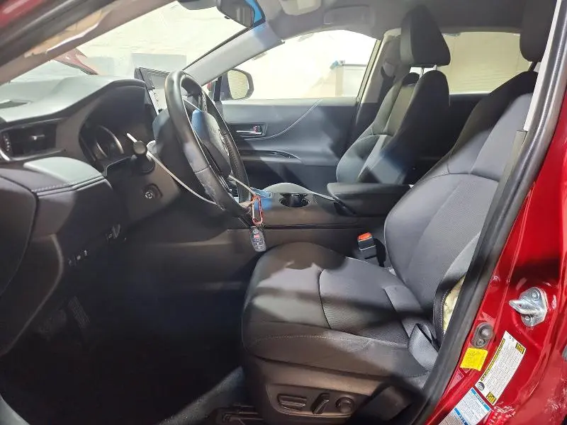 2021 TOYOTA VENZA LE  