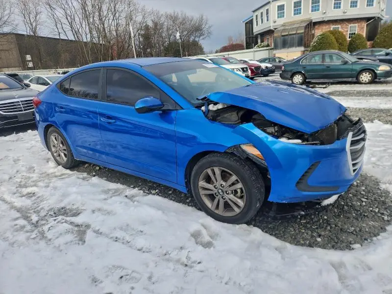 2017 HYUNDAI ELANTRA SE  