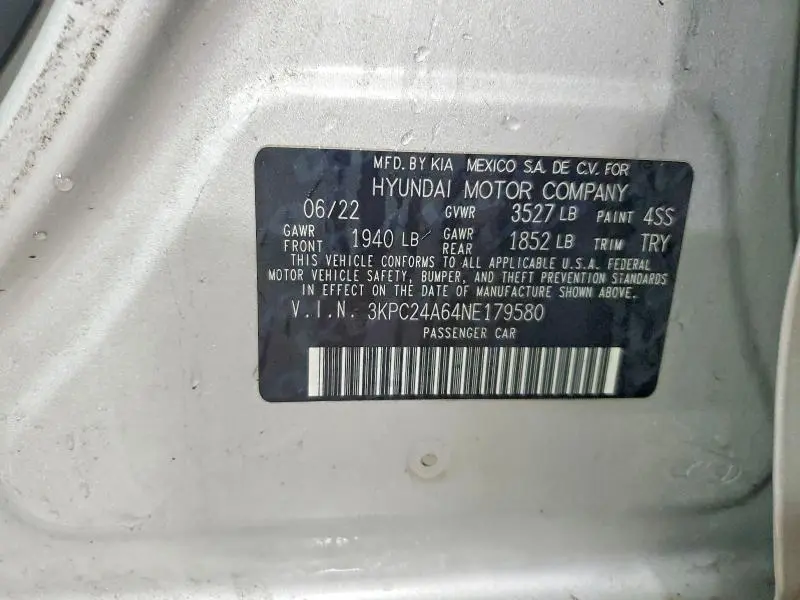 2022 HYUNDAI ACCENT SE  