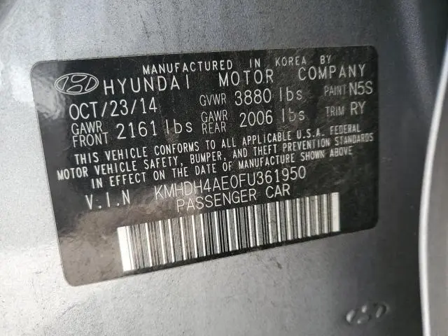 2015 HYUNDAI ELANTRA SE  