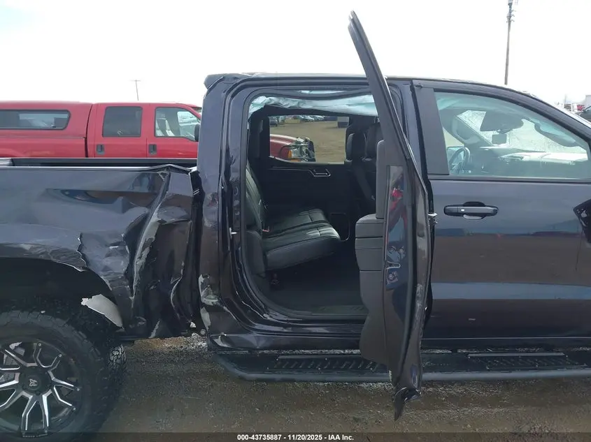 2022 CHEVROLET SILVERADO 1500 4WD  SHORT BED RST