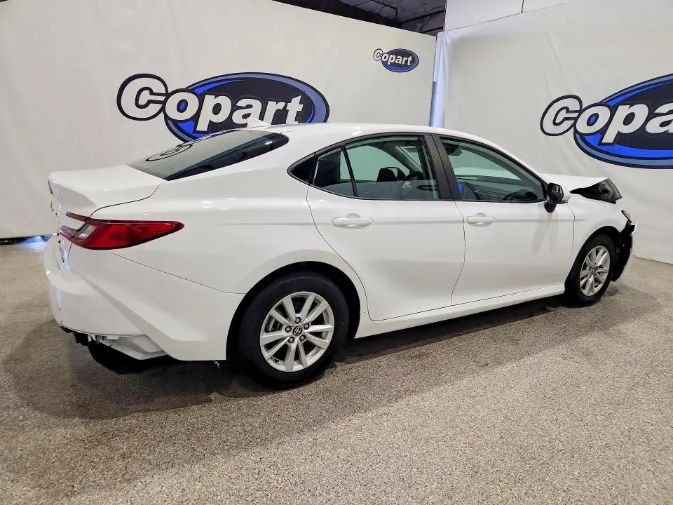 2025 TOYOTA CAMRY LE  