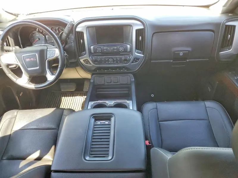 2018 GMC SIERRA K1500 SLT  