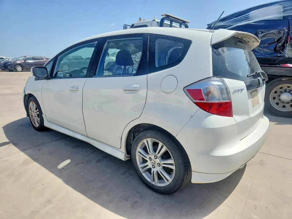 2011 HONDA FIT SPORT  