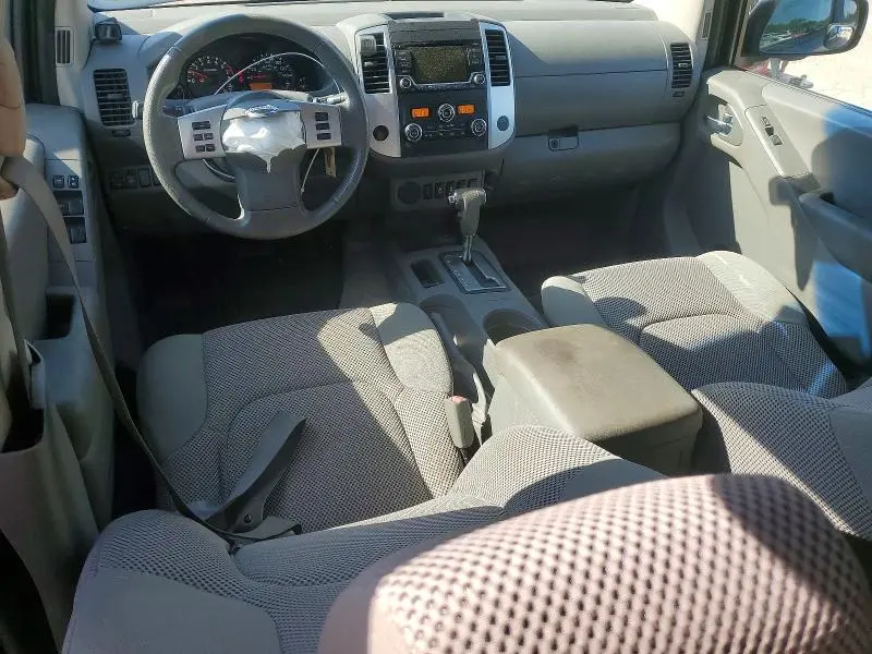 2015 NISSAN FRONTIER S  