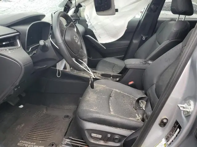 2023 TOYOTA COROLLA CROSS XLE  