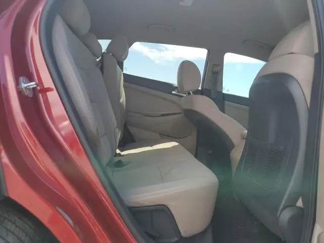 2021 HYUNDAI TUCSON SE  