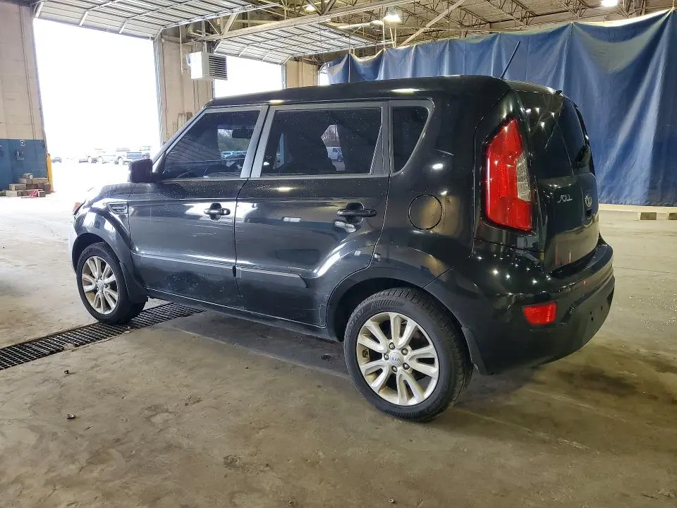 2013 KIA SOUL +  