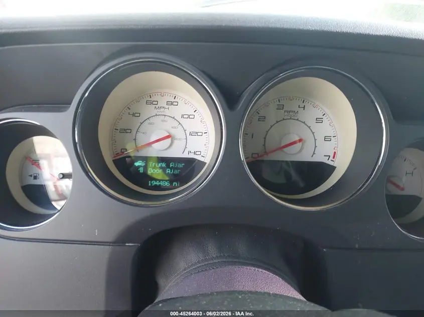 2014 DODGE CHALLENGER SXT