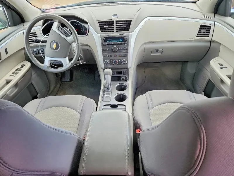 2012 CHEVROLET TRAVERSE LT  