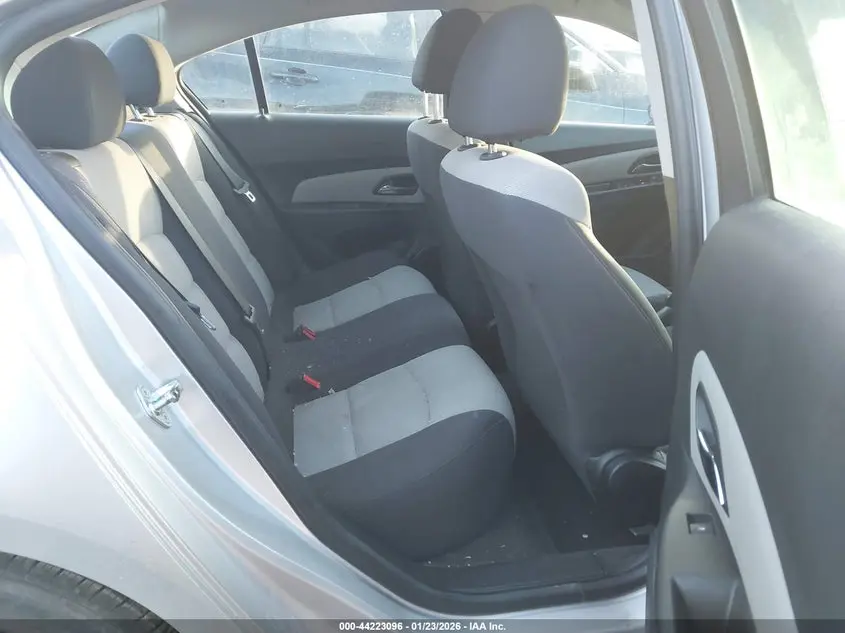 2016 CHEVROLET CRUZE LIMITED LS AUTO