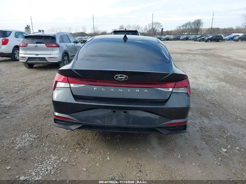 2022 HYUNDAI ELANTRA SEL