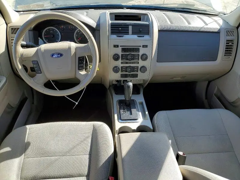 2010 FORD ESCAPE XLT  