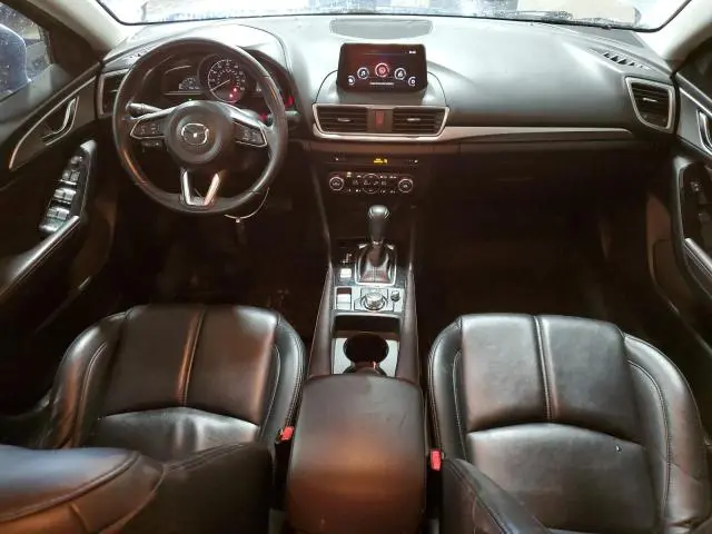 2018 MAZDA 3 TOURING  