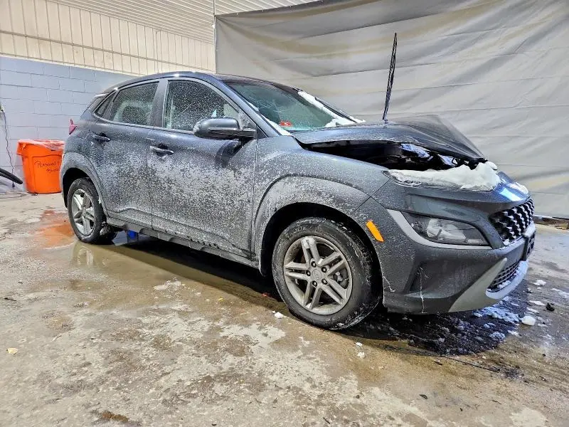 2023 HYUNDAI KONA SE  