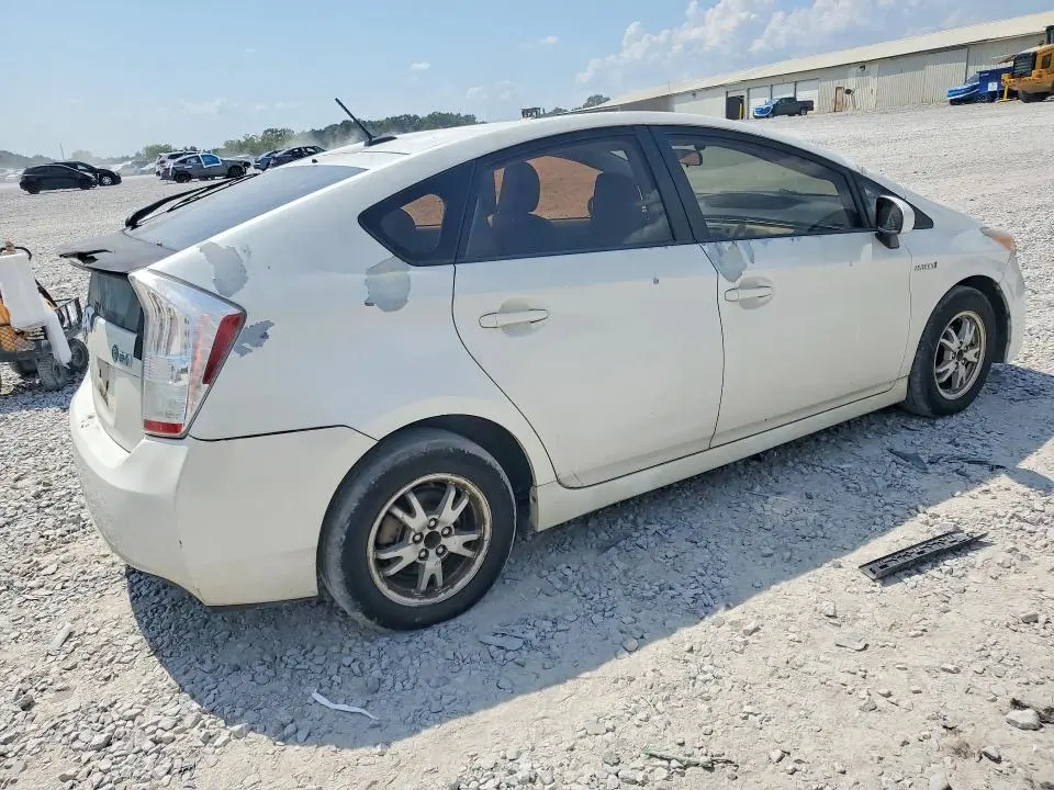 2010 TOYOTA PRIUS II  