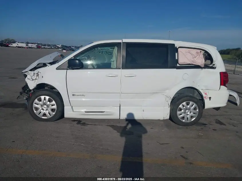 2016 DODGE GRAND CARAVAN SE