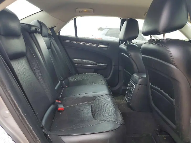 2018 CHRYSLER 300 LIMITED  