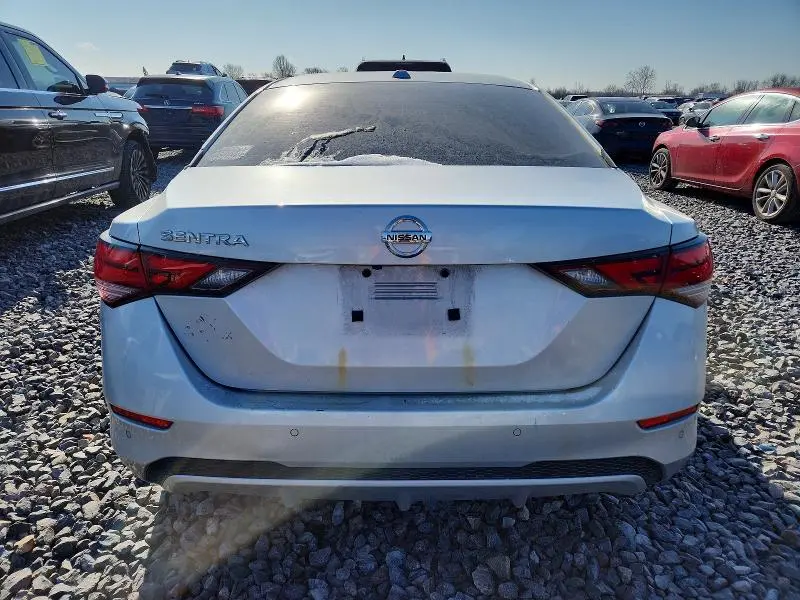 2021 NISSAN SENTRA SV  