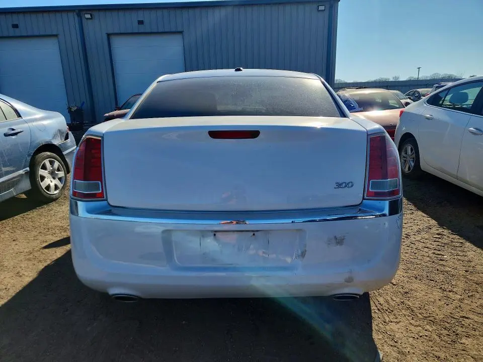 2013 CHRYSLER 300   