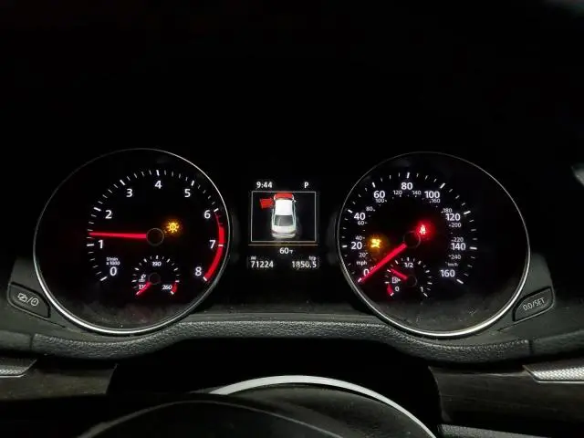 2017 VOLKSWAGEN PASSAT SE  