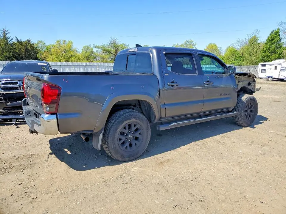2018 TOYOTA TACOMA SR5 V6  