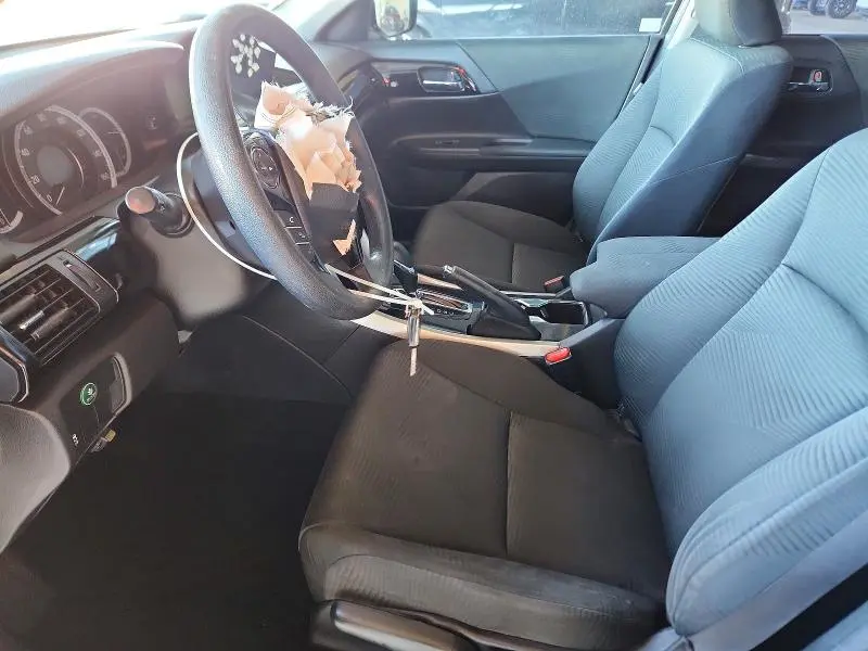 2017 HONDA ACCORD LX  