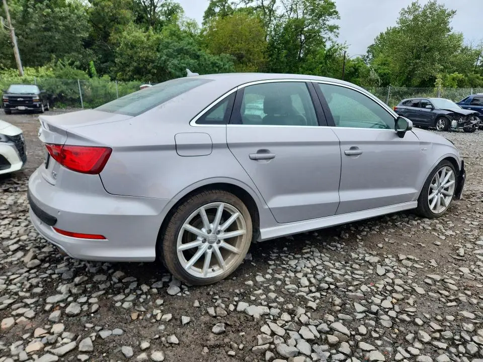 2015 AUDI A3 PRESTIGE S-LINE  
