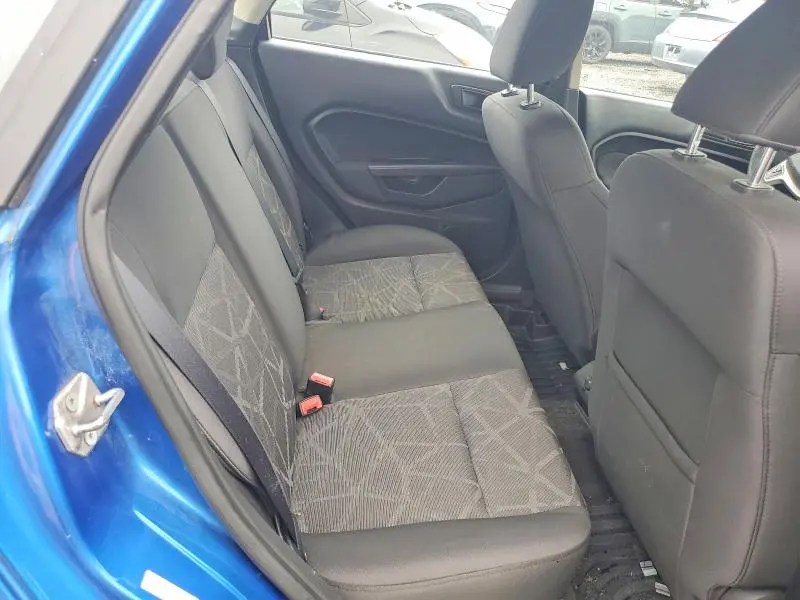 2011 FORD FIESTA SE  