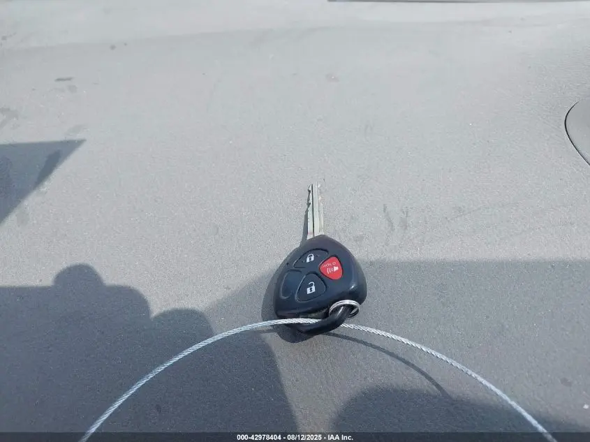 2010 TOYOTA YARIS  