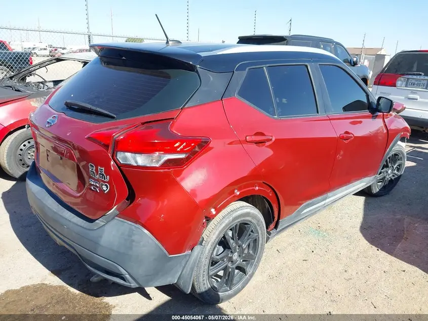 2019 NISSAN KICKS SR