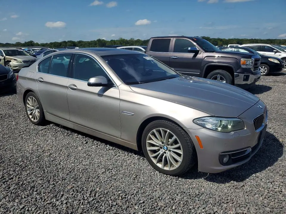 2015 BMW 528 XI  
