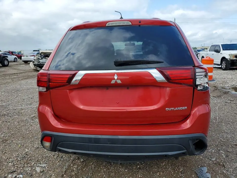 2016 MITSUBISHI OUTLANDER SE  