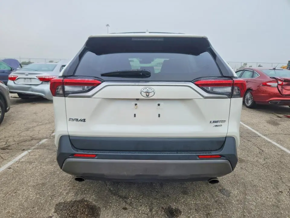 2020 TOYOTA RAV4 LIMITED  