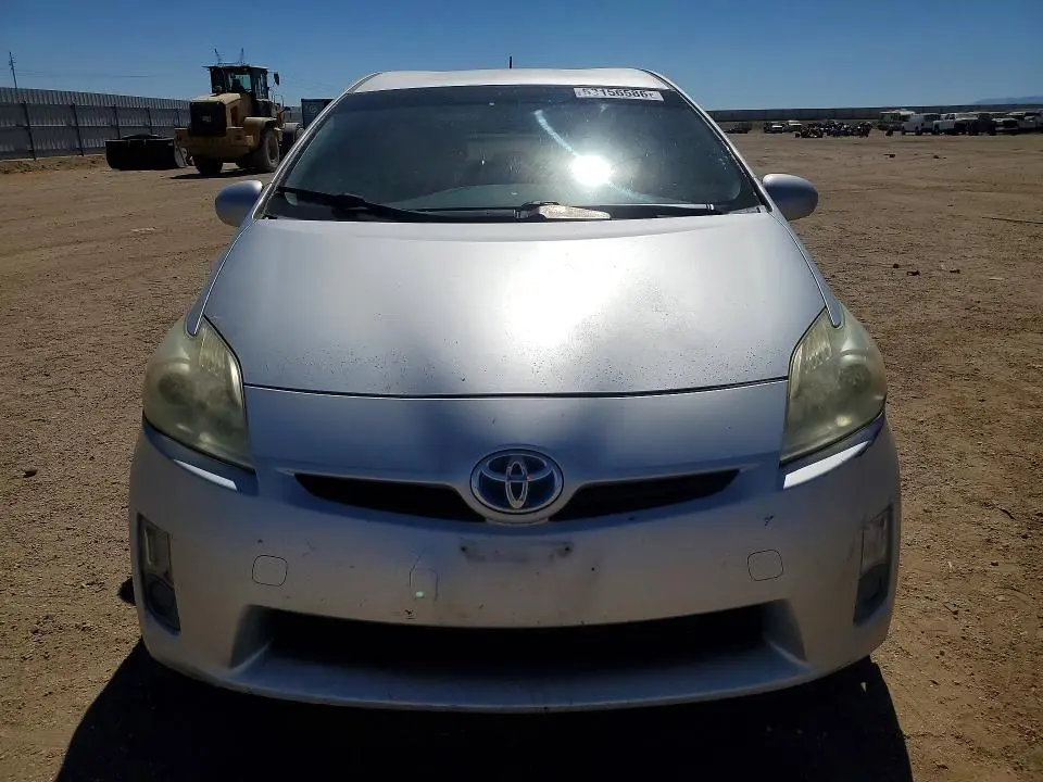 2010 TOYOTA PRIUS III  