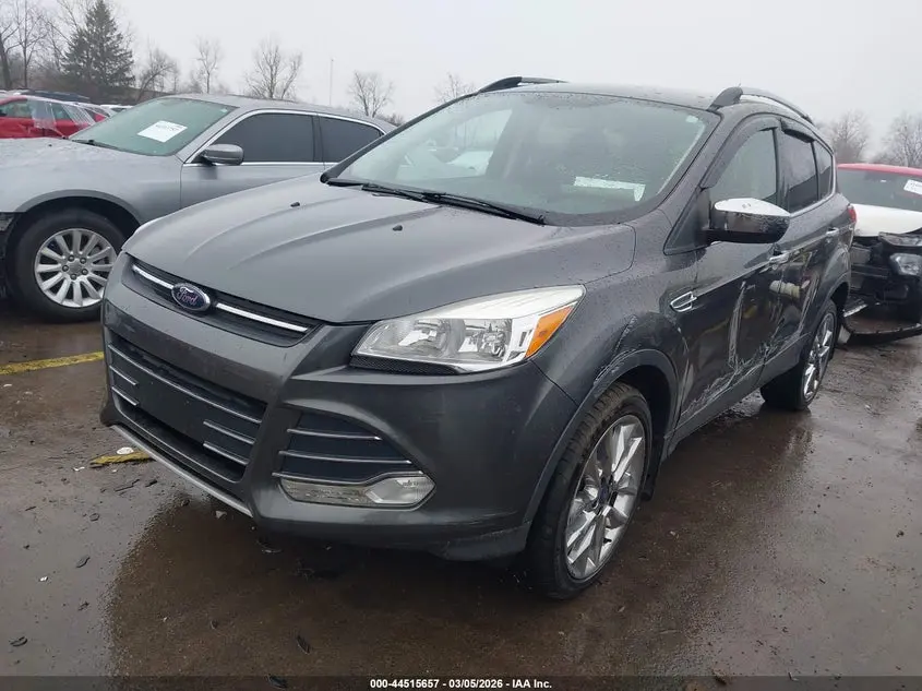 2015 FORD ESCAPE SE