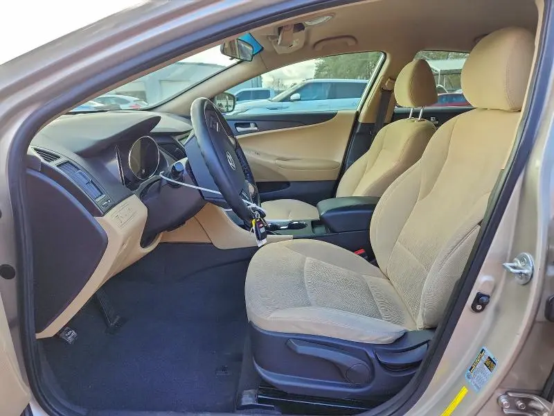 2011 HYUNDAI SONATA GLS  