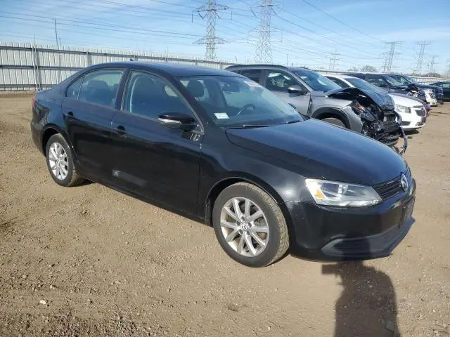 2011 VOLKSWAGEN JETTA SE  