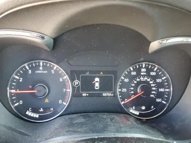 2017 KIA FORTE LX  