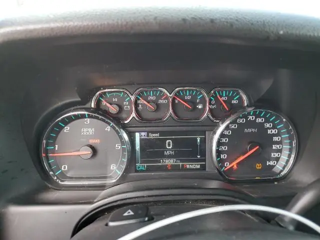 2016 CHEVROLET SUBURBAN C1500 LS  