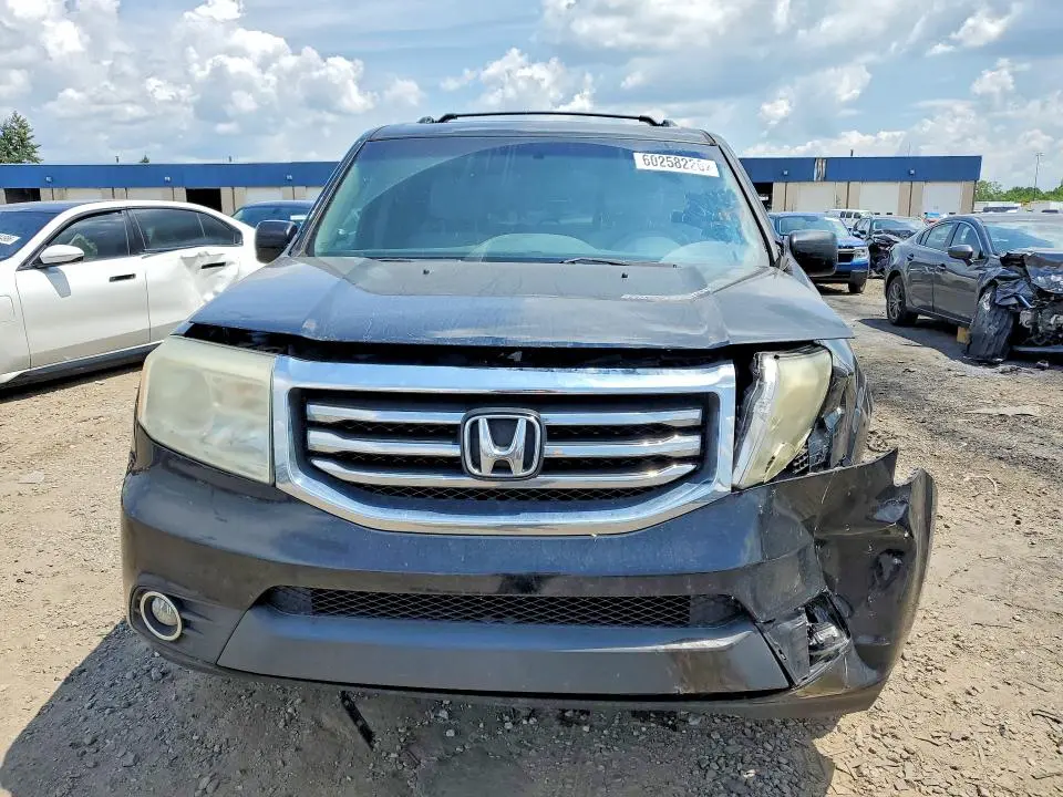 2015 HONDA PILOT SE  