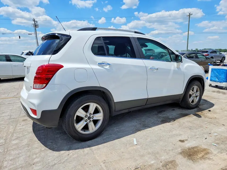 2017 CHEVROLET TRAX 1LT  