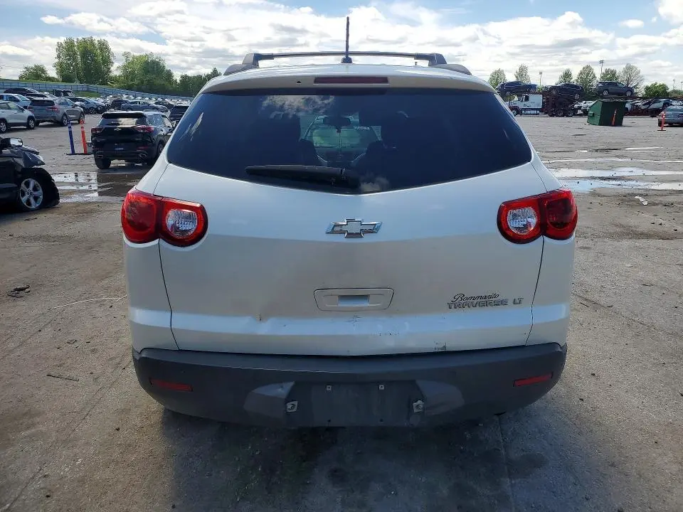 2012 CHEVROLET TRAVERSE LT  