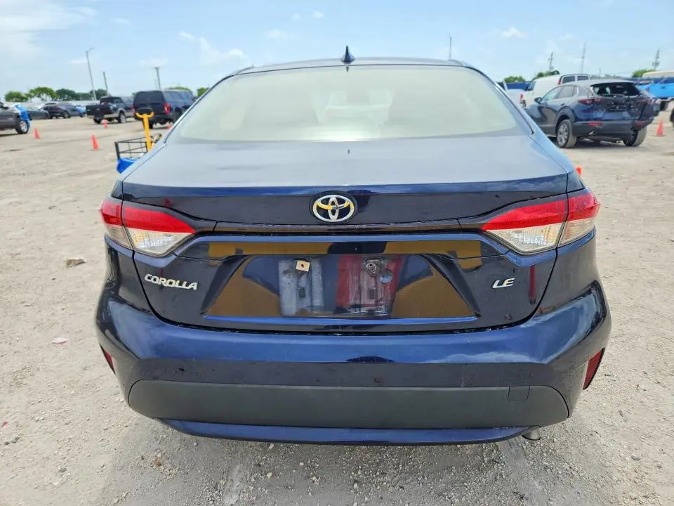 2021 TOYOTA COROLLA LE  