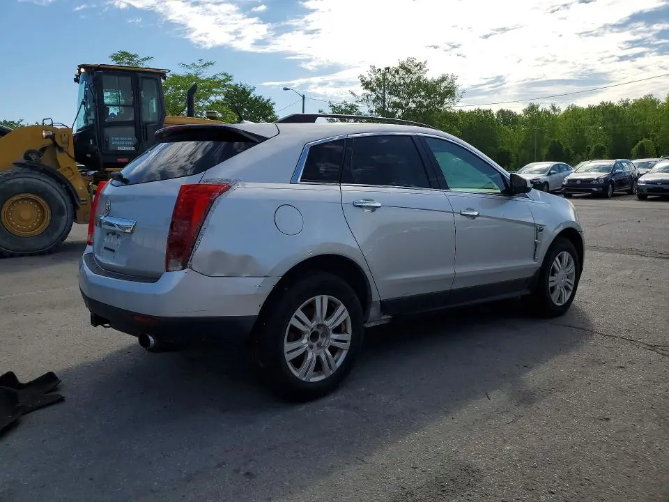 2011 CADILLAC SRX   