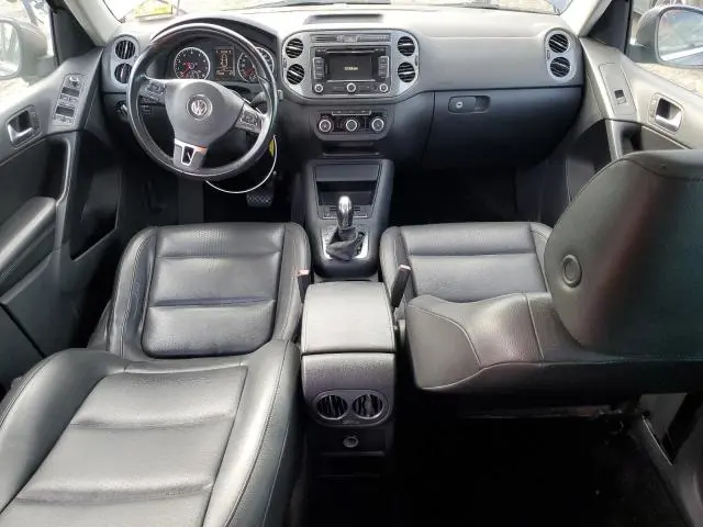 2012 VOLKSWAGEN TIGUAN S  