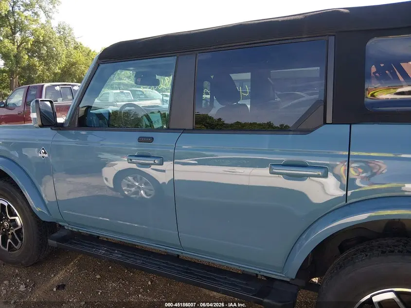 2021 FORD BRONCO OUTER BANKS