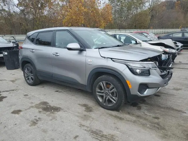 2021 KIA SELTOS LX  