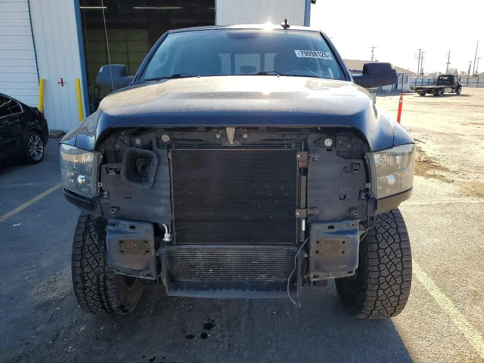 2017 RAM 2500 SLT  